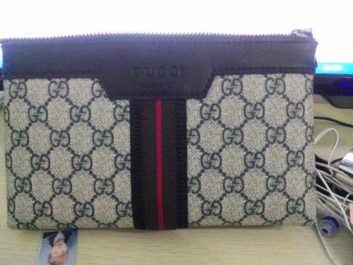 Gucci等大牌起诉阿里巴巴卖假货204.png